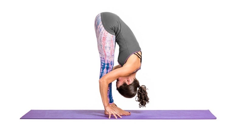 femeie-Uttanasana