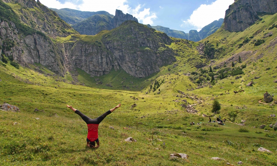 Maria-Iorga-instructor-yoga